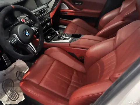 BMW M5 F10 2012 салон RED, фото 3