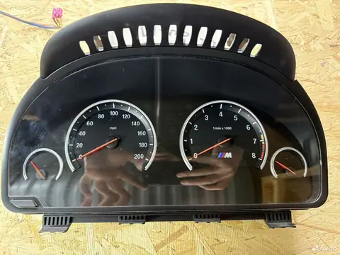 BMW M5 F10 считок приборов