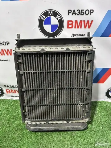 BMW X6 F96 X5 F95 радиатор левый