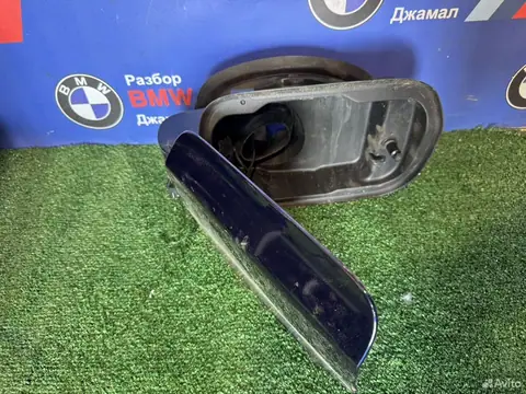 BMW 5 G30 F90 M5 лючок бензобака