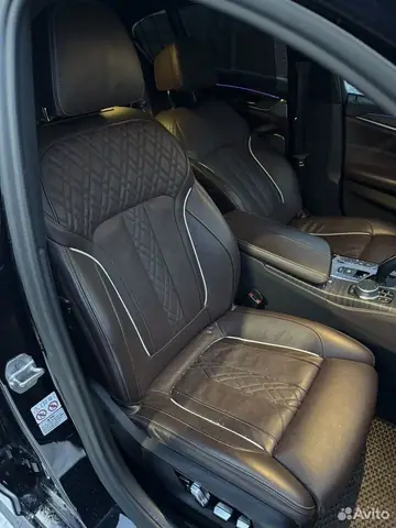 BMW 5 G30 Салон, фото 3
